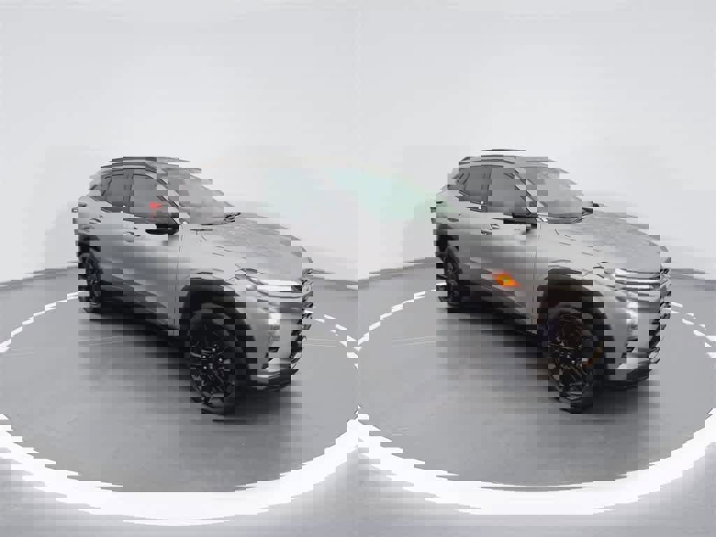 Certified 2024 Chevrolet Trax ACTIV image 2