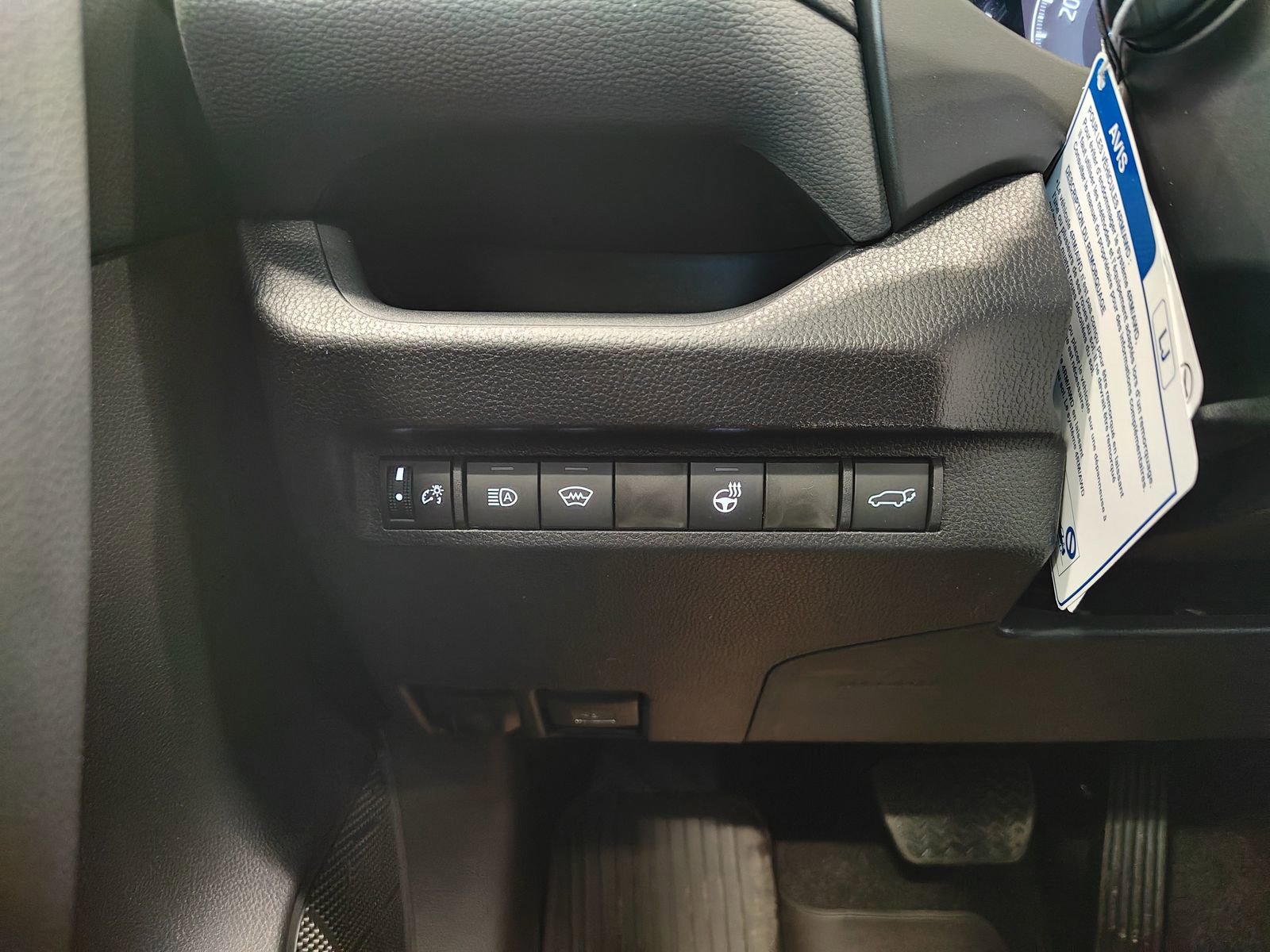 New 2025 Toyota RAV4 XLE w/ Convenience Package image 22