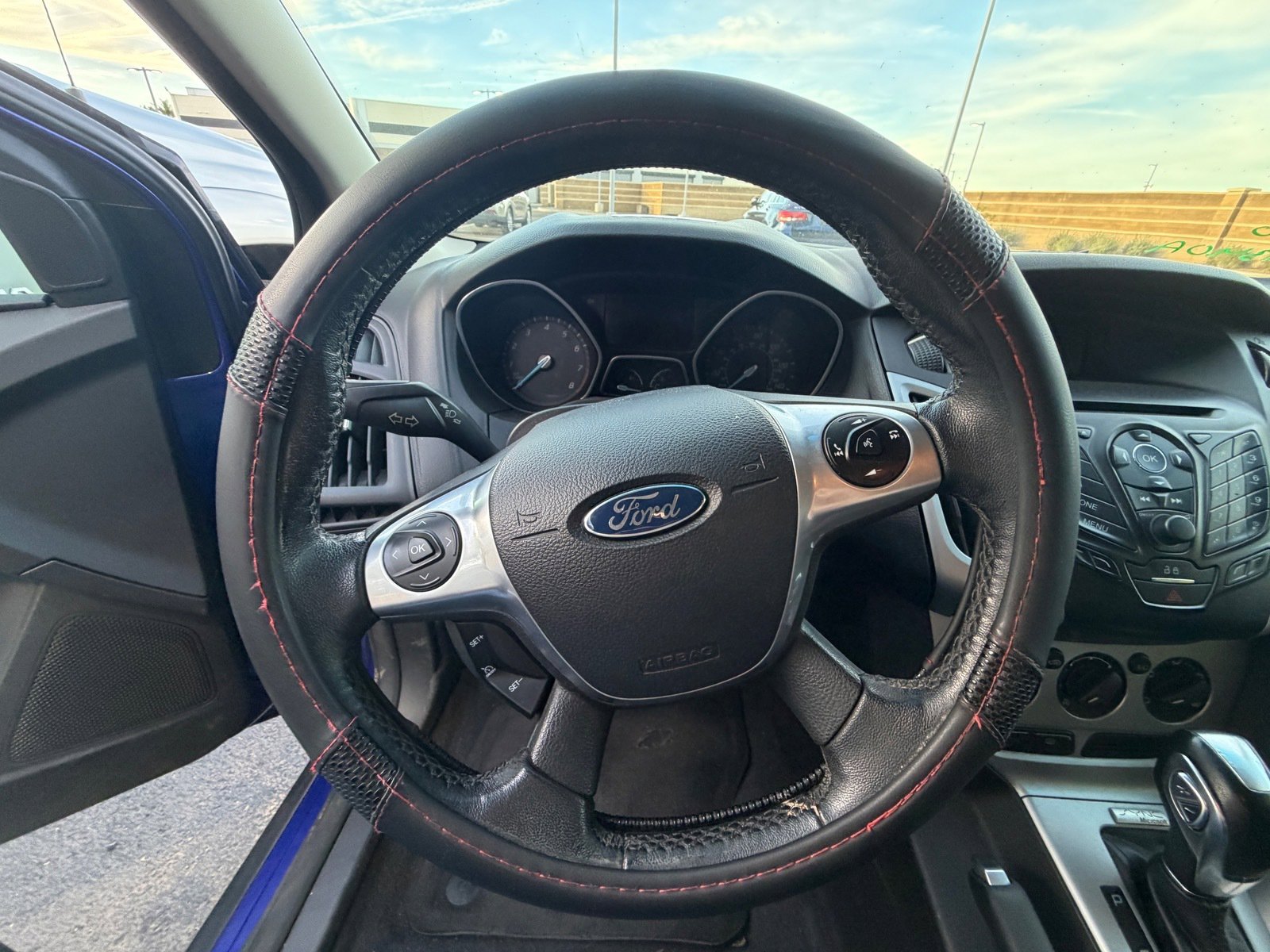 Used 2014 Ford Focus SE w/ Equipment Group 201A image 11