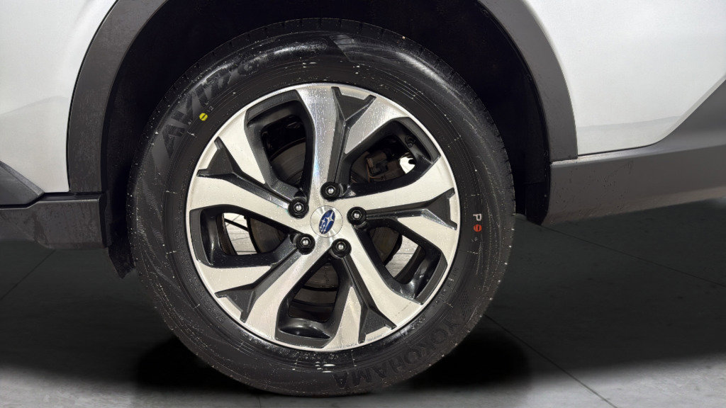 Used 2021 Subaru Outback Limited image 38