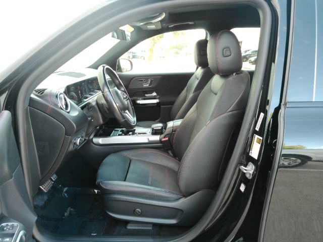 Used 2023 Mercedes-Benz EQB 300 4MATIC image 5
