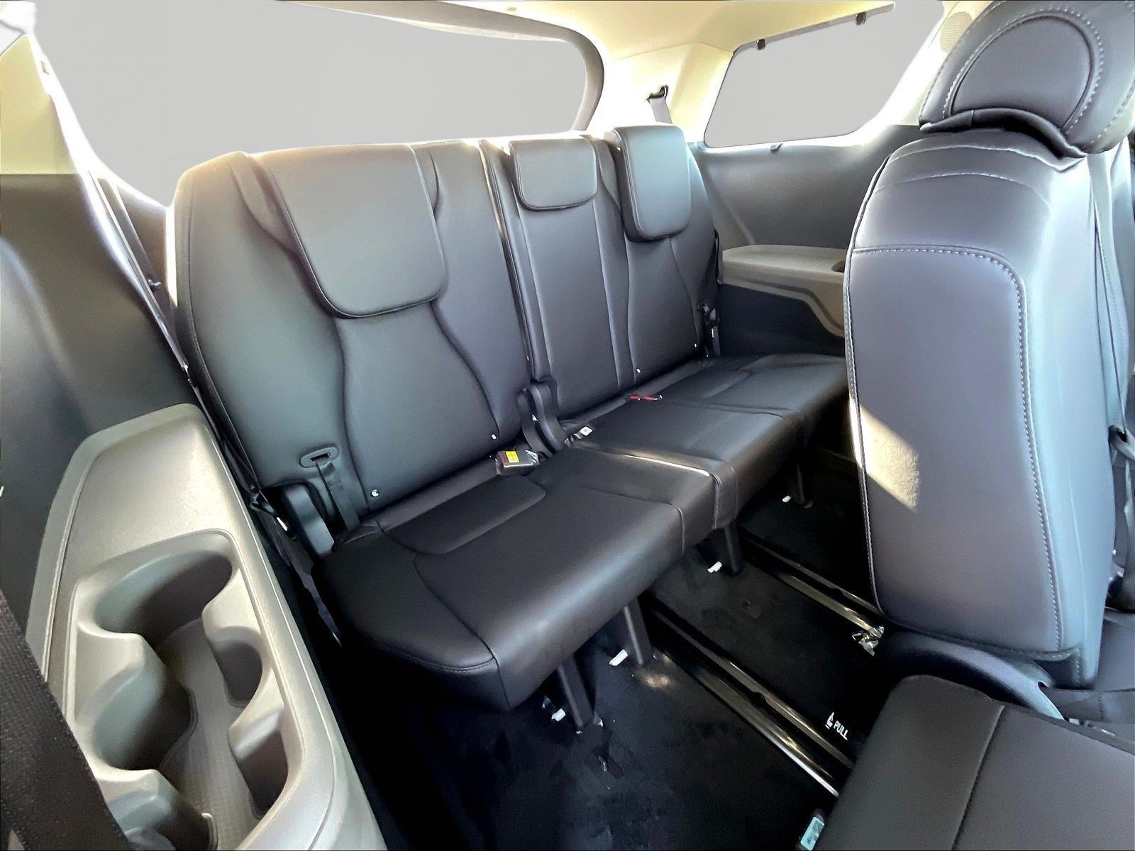 New 2027 Kia Carnival SX FWD image 21