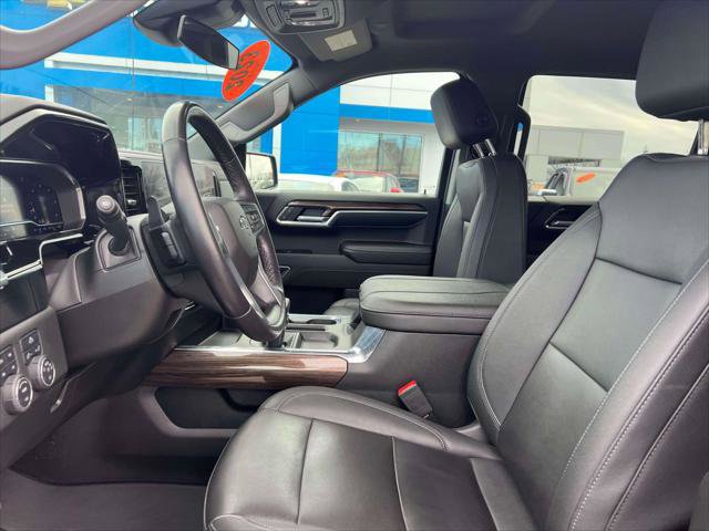 Used 2023 Chevrolet Silverado 1500 RST image 16