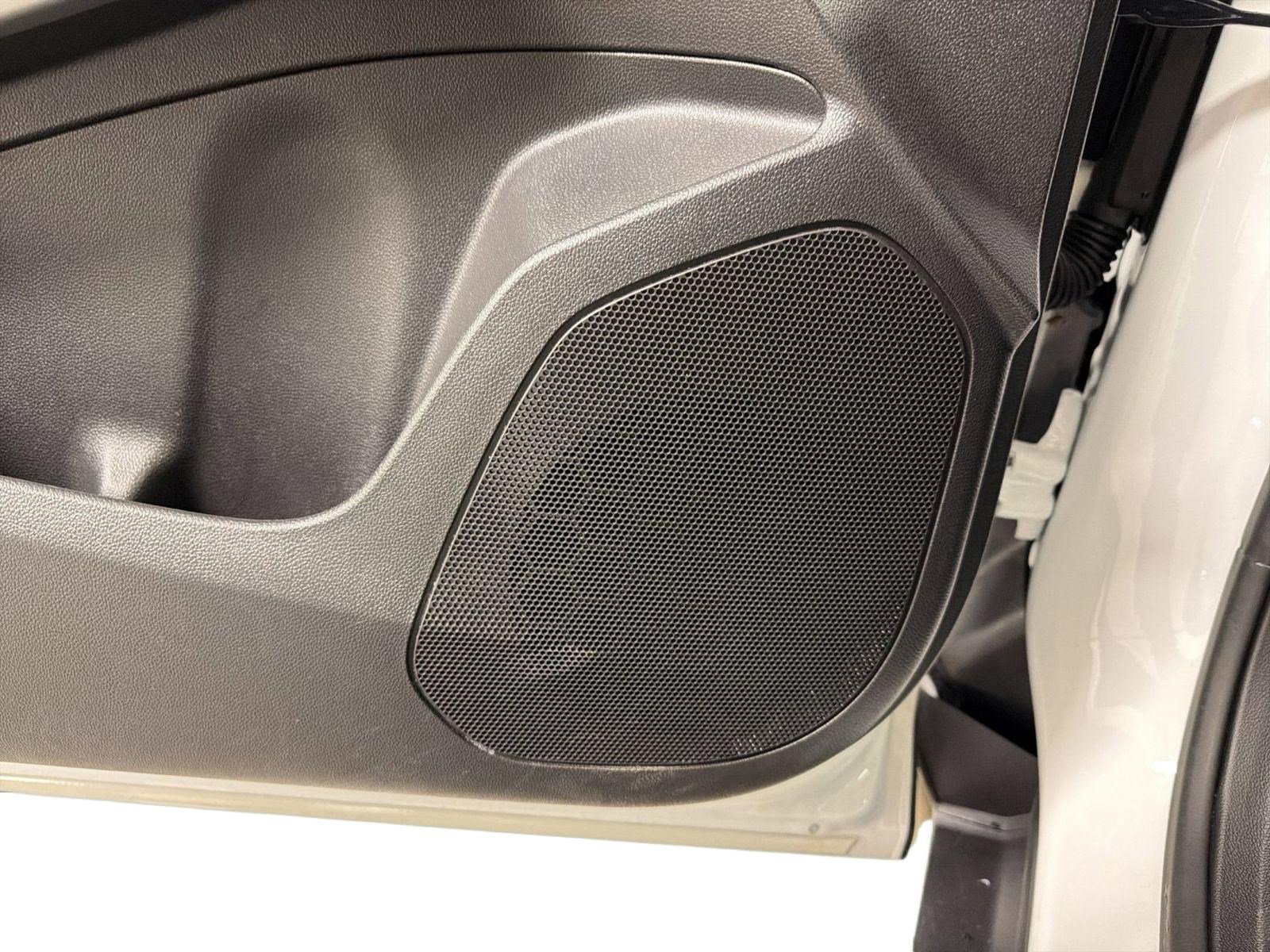 Used 2024 Chevrolet Trax RS w/ Driver Confidence Package image 20