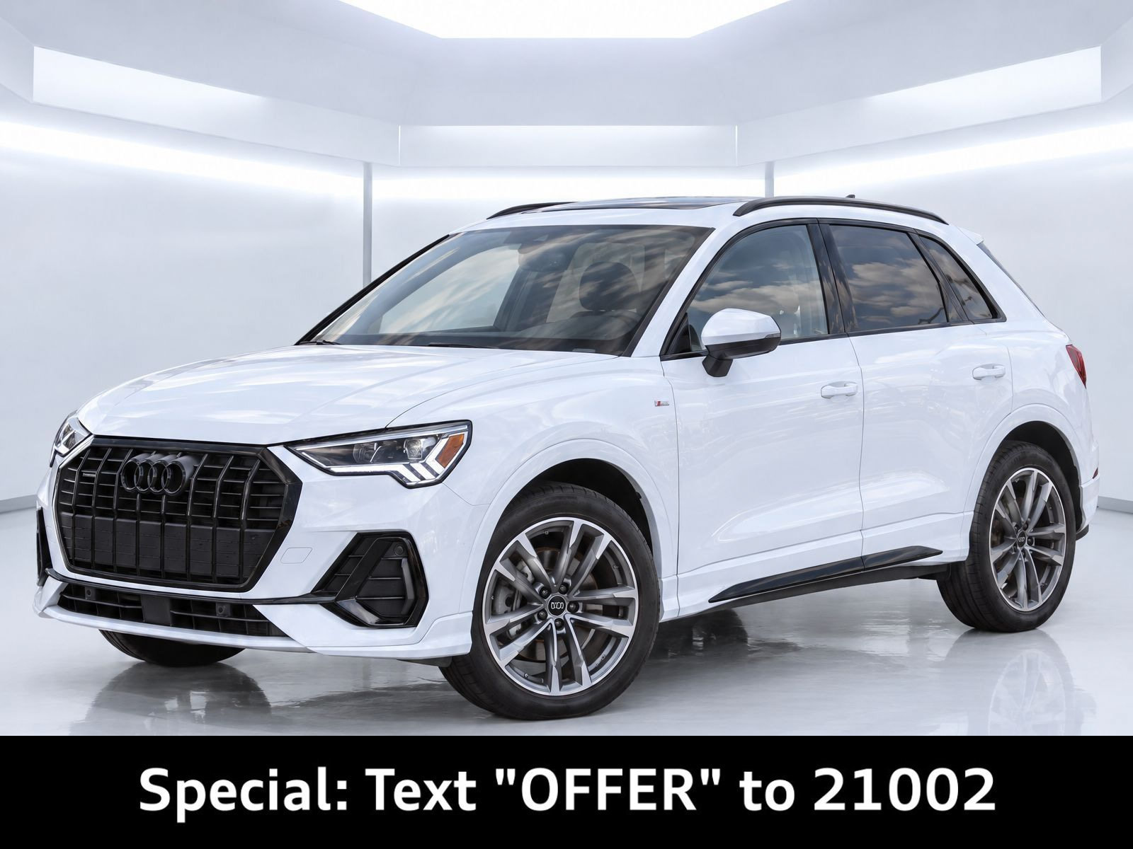 Certified 2024 Audi Q3 2.0T Premium