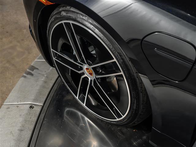 New 2026 Porsche Taycan 4S image 15