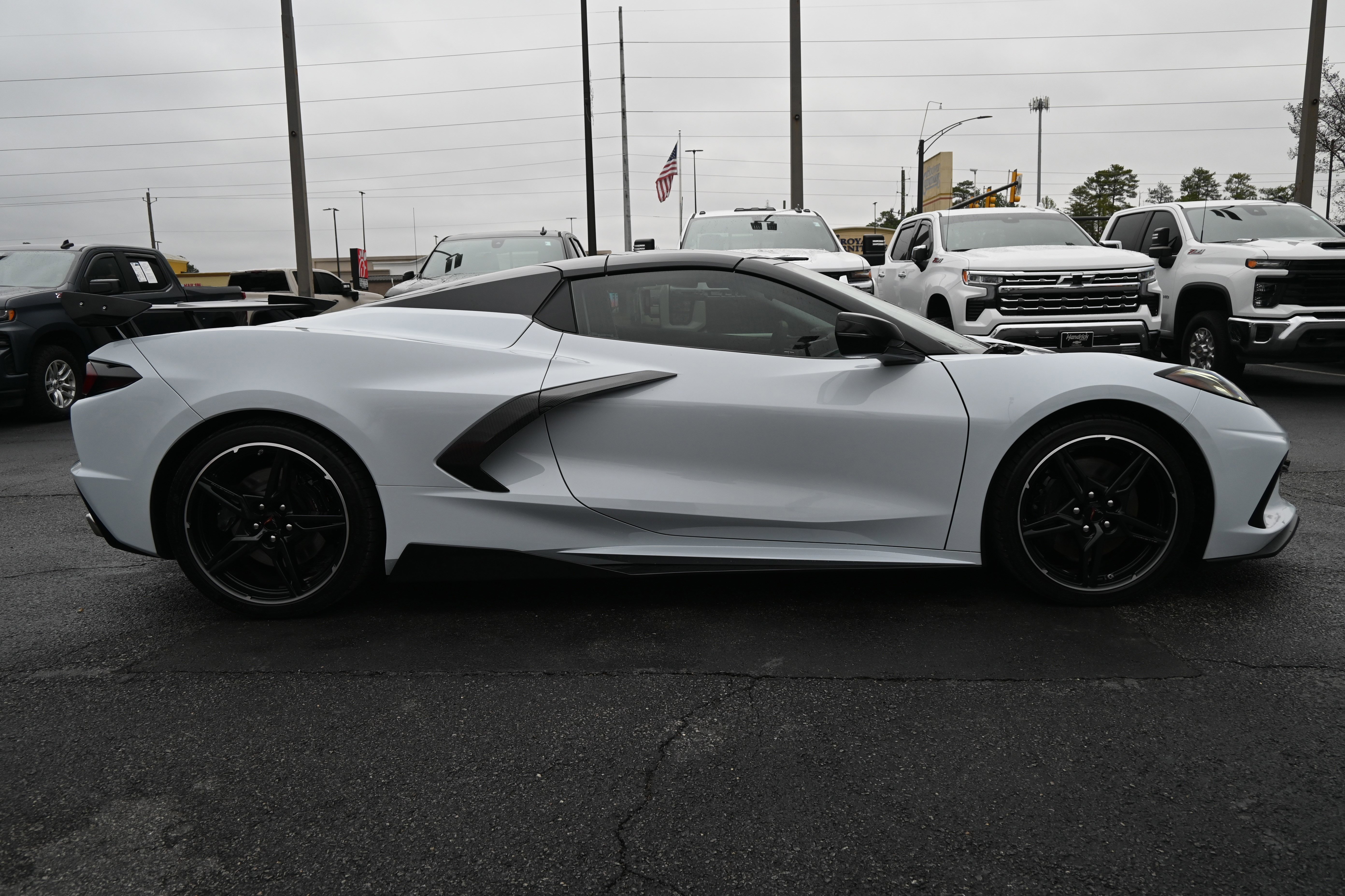 Used 2021 Chevrolet Corvette Stingray Premium Conv w/ Z51 Performance Package image 13