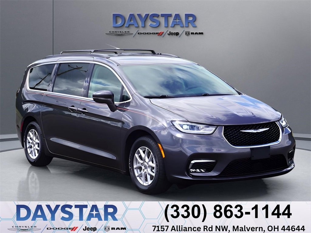 Used 2022 Chrysler Pacifica Touring-L