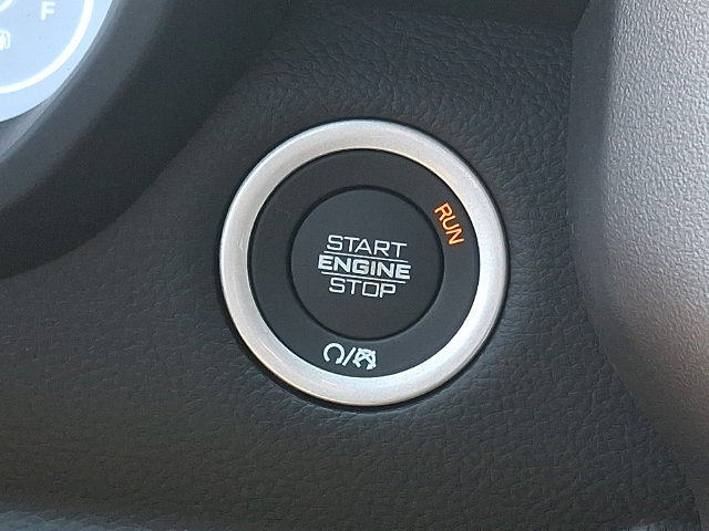 New 2026 RAM 1500 4x4 Crew Cab image 17