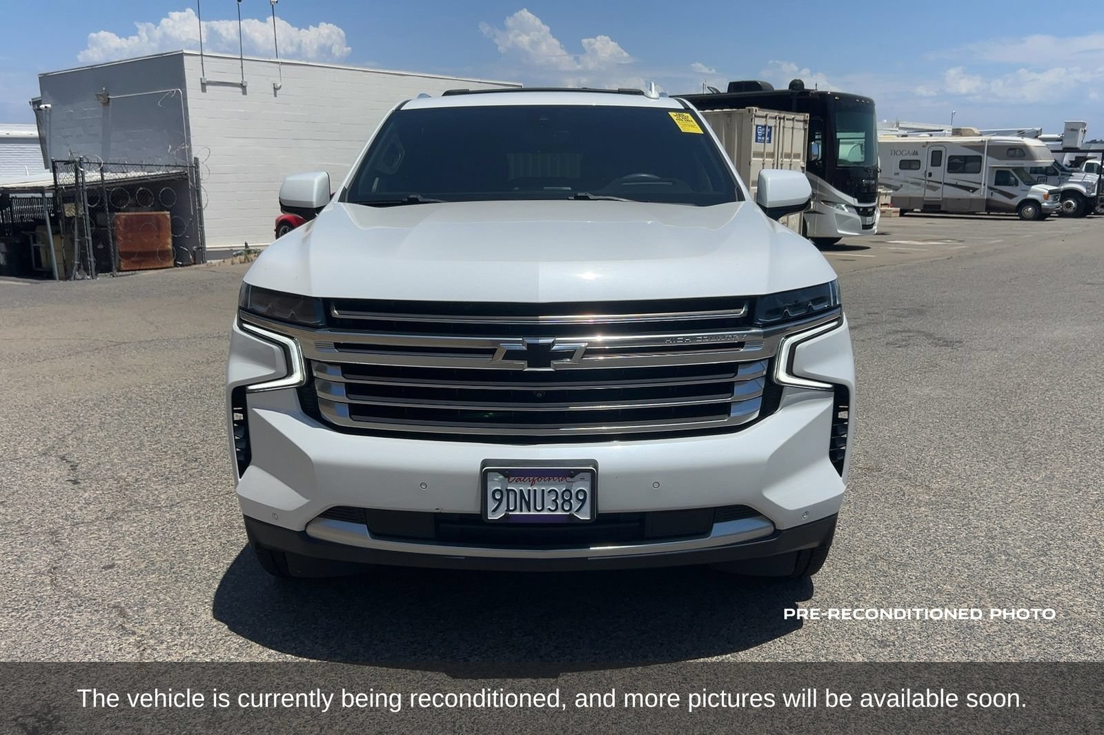Used 2021 Chevrolet Suburban High Country w/ Max Trailering Package AWD/4WD image 2