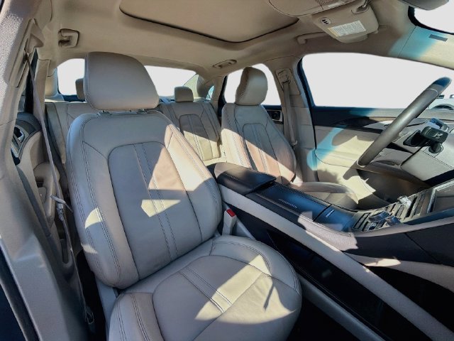 Used 2019 Lincoln MKZ Reserve w/ Reserve Plus Package FWD image 16