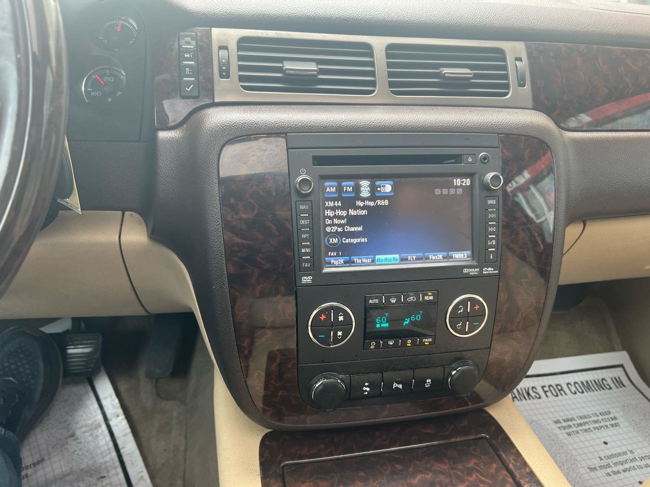 Used 2014 GMC Yukon XL Denali AWD/4WD image 22