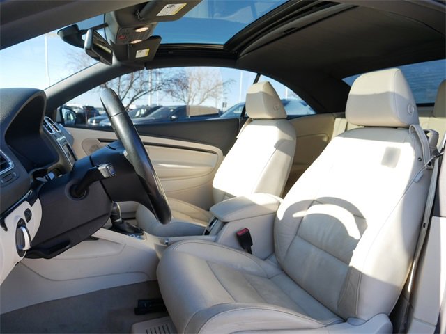 Used 2014 Volkswagen Eos Executive image 15