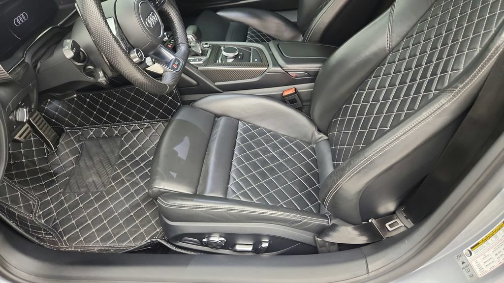Used 2017 Audi R8 V10 plus AWD/4WD image 25