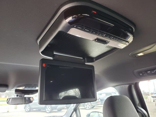 Used 2019 Chrysler Pacifica Touring Plus w/ S Appearance Package FWD image 27