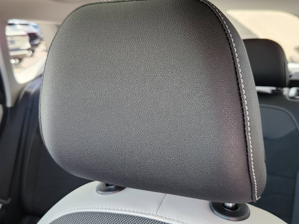 New 2026 Volkswagen Taos SE AWD/4WD image 5