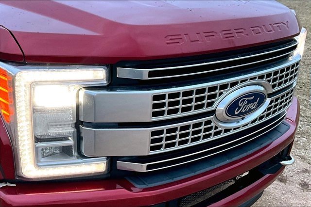 Used 2019 Ford F350 Platinum image 33