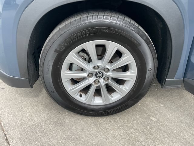 Used 2025 Toyota Grand Highlander AWD image 28