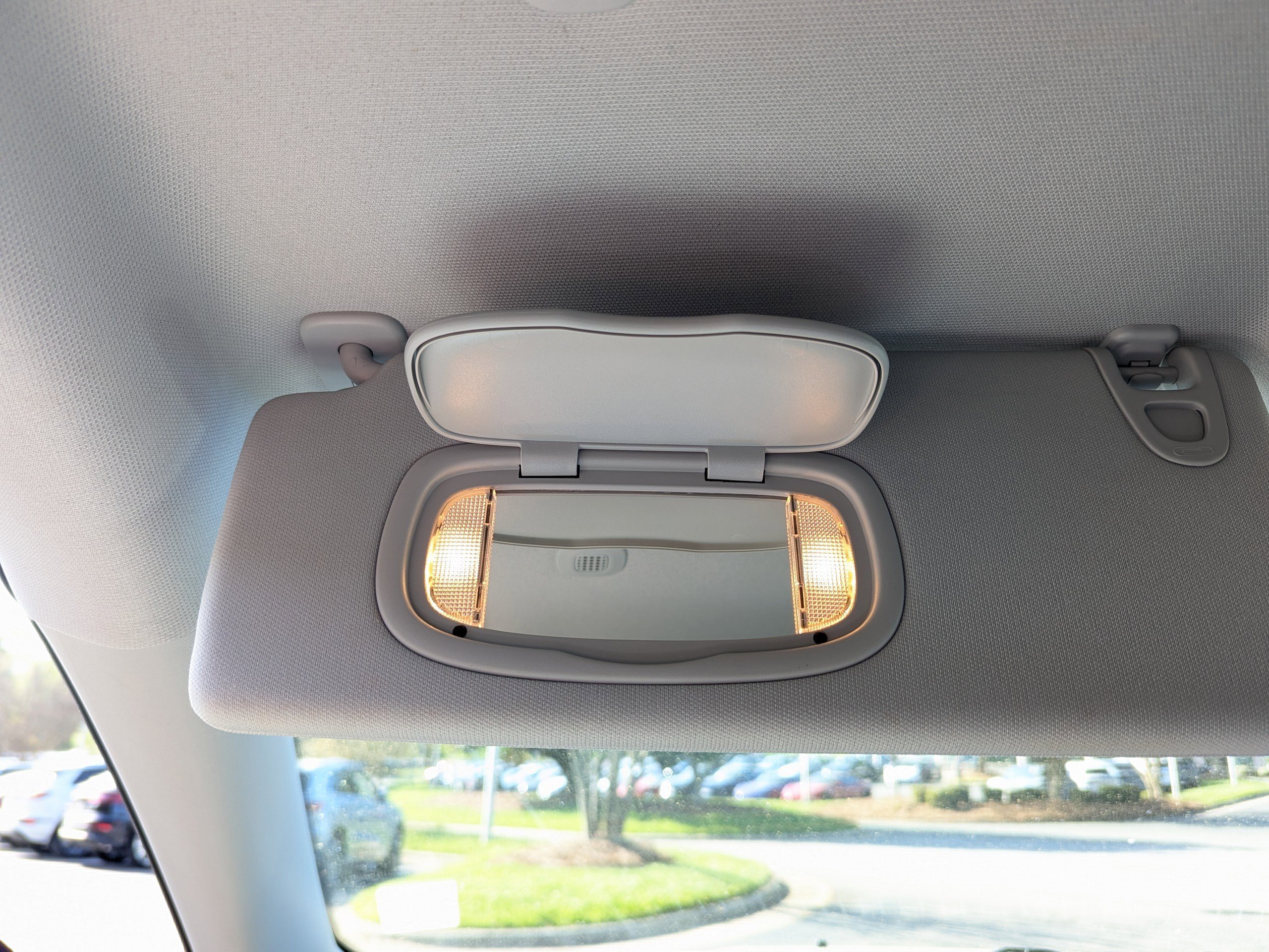 Used 2021 Jeep Cherokee Trailhawk w/ Premium Leather Package image 29