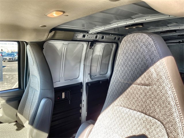 New 2025 Chevrolet Express 2500 Work Van image 19