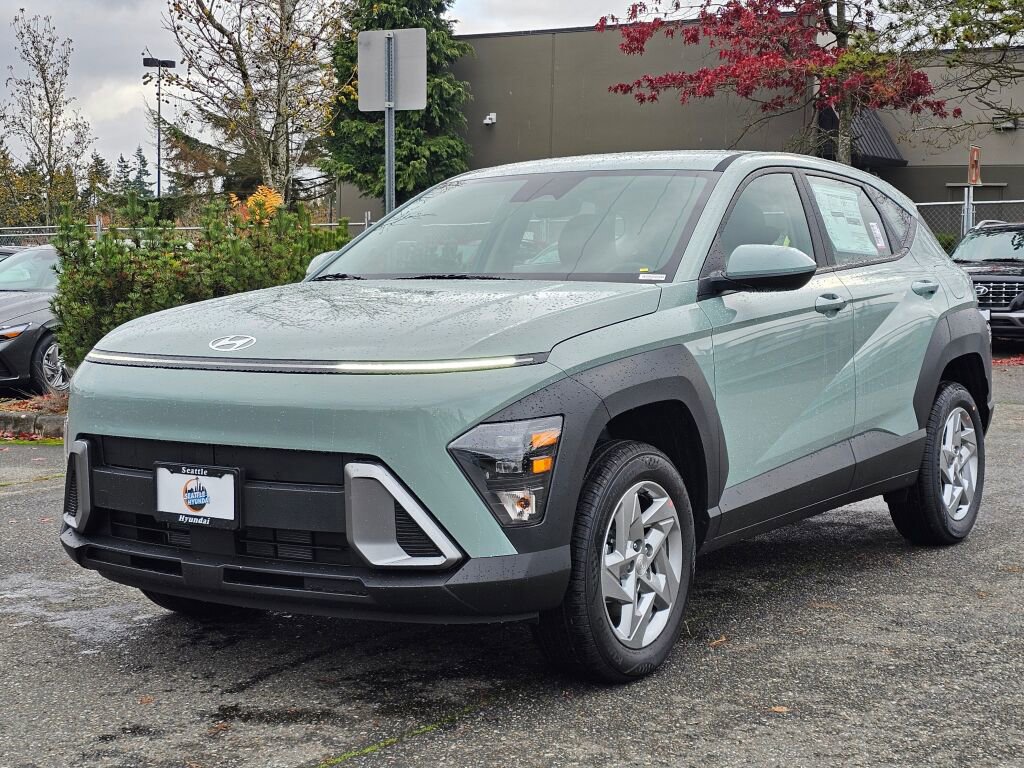 New 2026 Hyundai Kona SE image 3