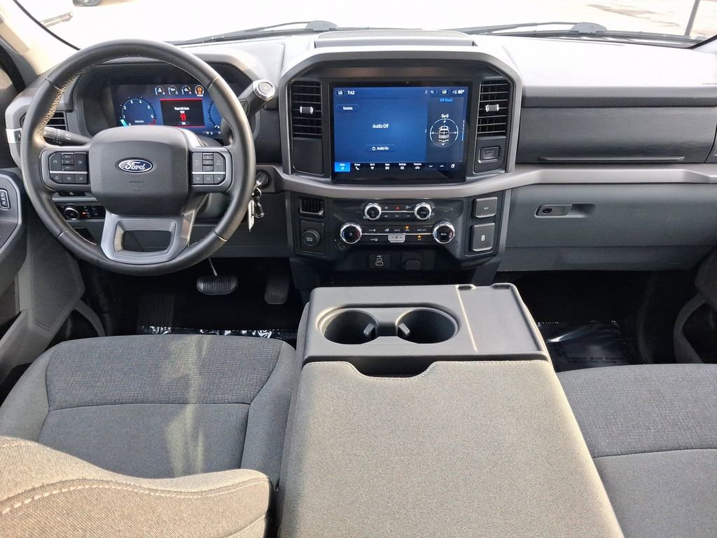 Used 2025 Ford F150 XLT w/ Equipment Group 301A Standard RWD image 10
