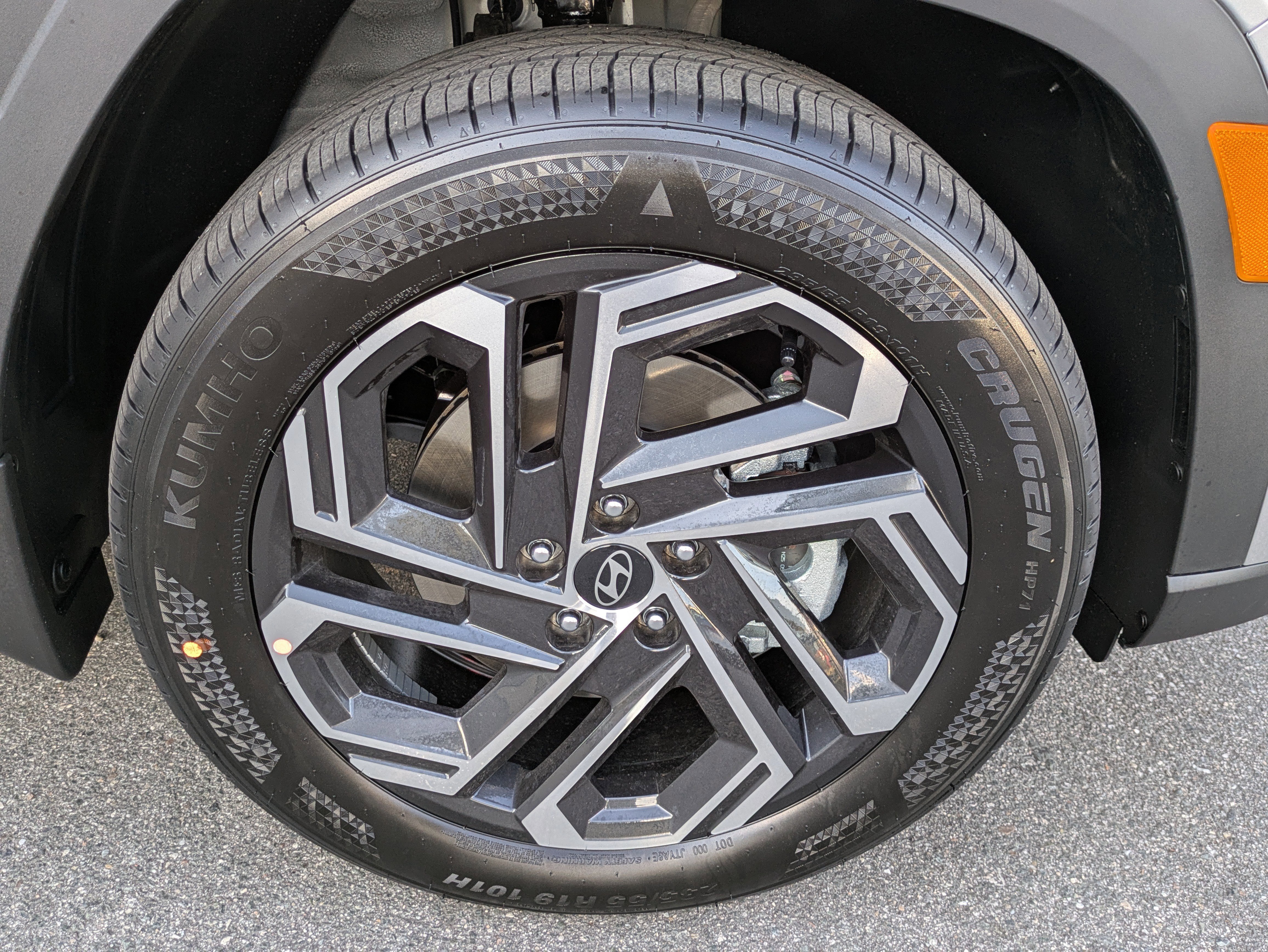 New 2026 Hyundai Tucson Limited image 14