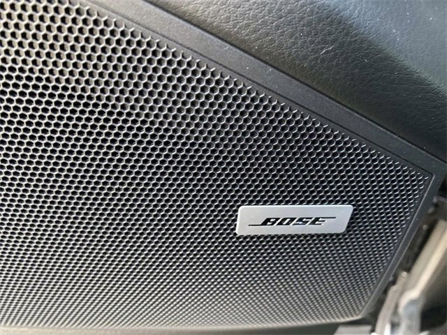 Used 2022 Porsche Cayenne Platinum Edition image 23