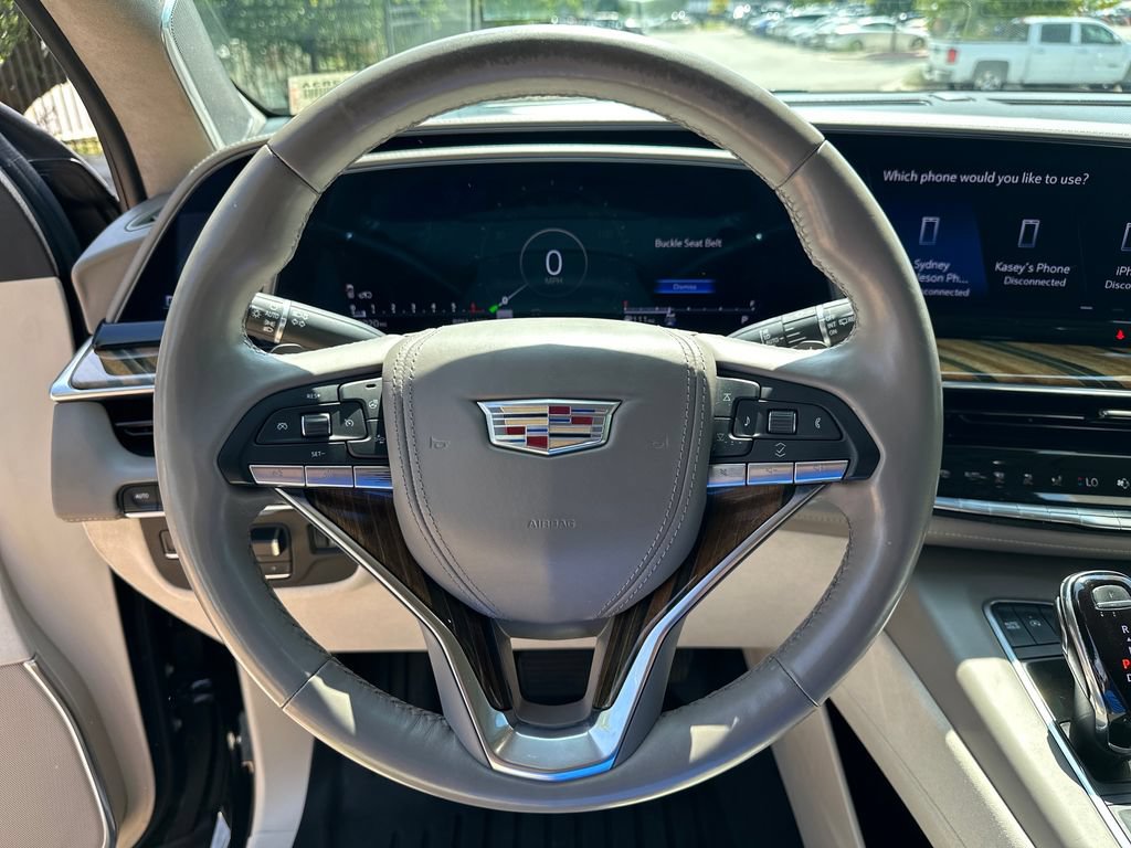 Used 2022 Cadillac Escalade Sport Platinum w/ Heavy-Duty Trailer Package AWD/4WD image 19