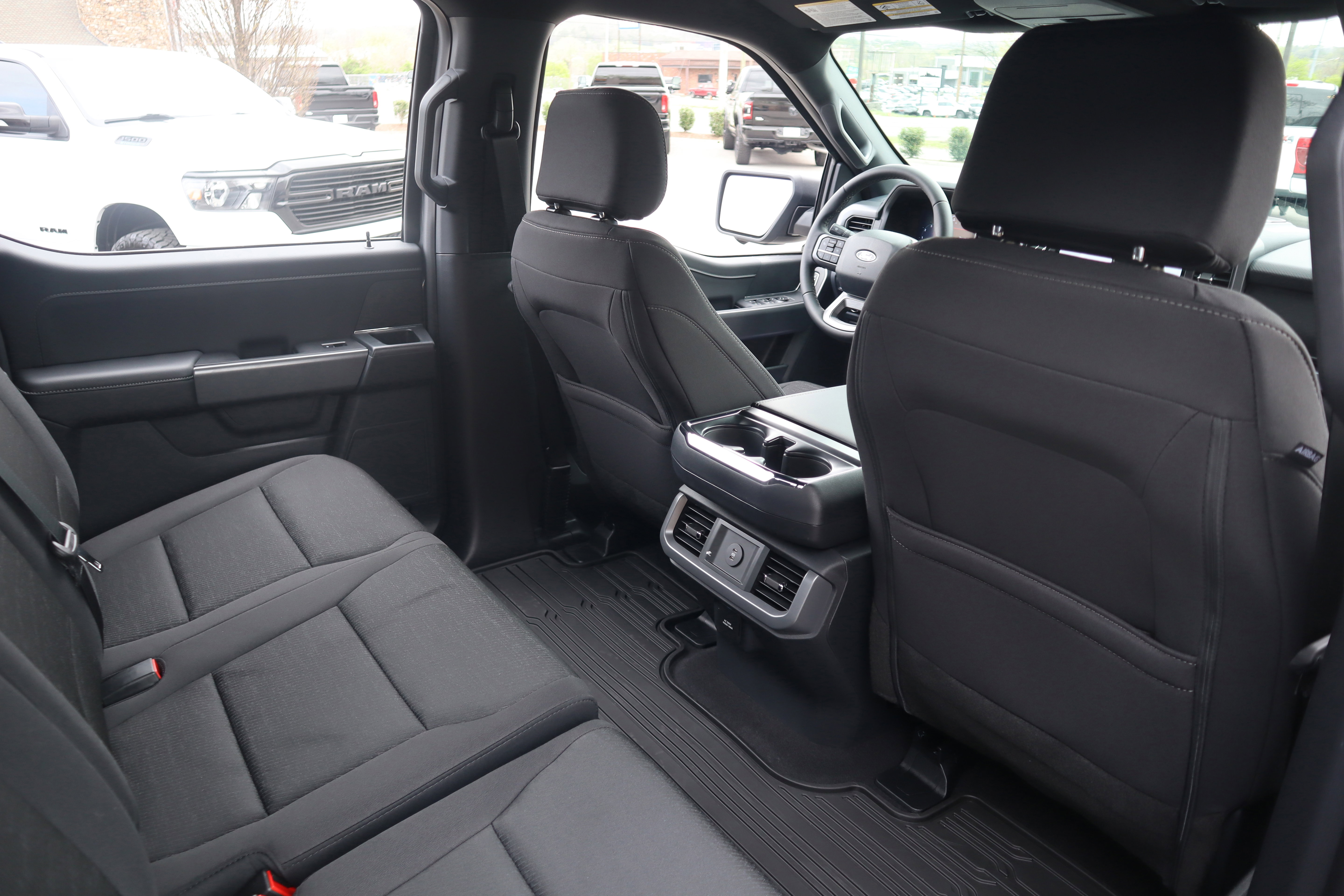 Used 2026 Ford F150 XLT w/ Equipment Group 302A MID image 32