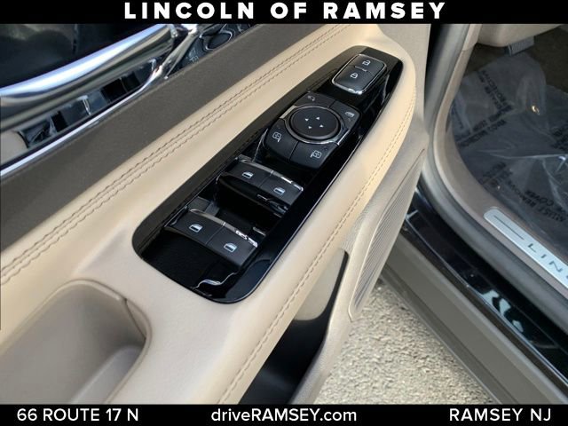 Used 2022 Lincoln Corsair AWD w/ Equipment Group 101A image 14