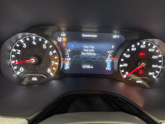 Used 2023 Jeep Compass Latitude image 2