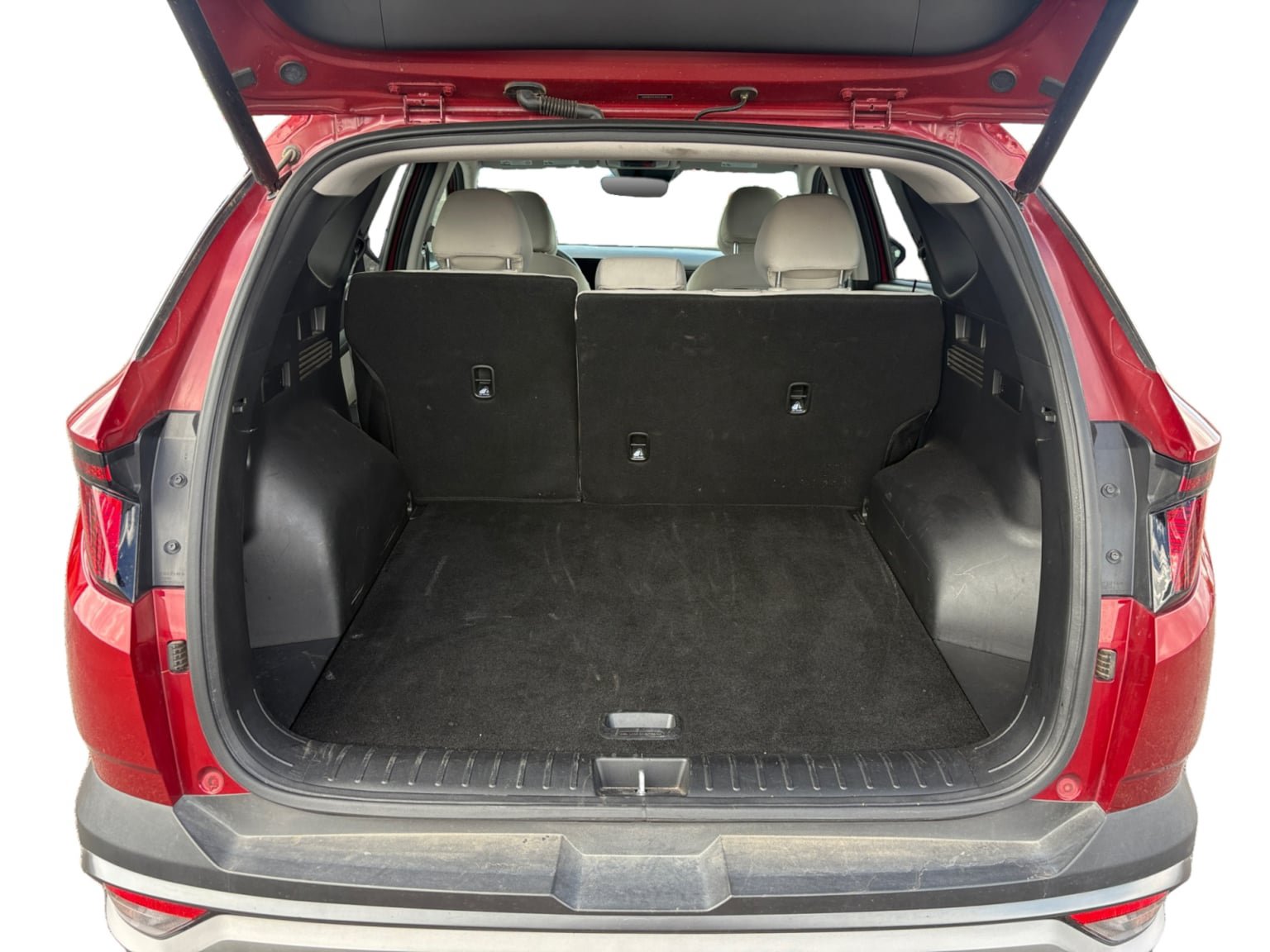 Used 2025 Hyundai Tucson SEL FWD image 19