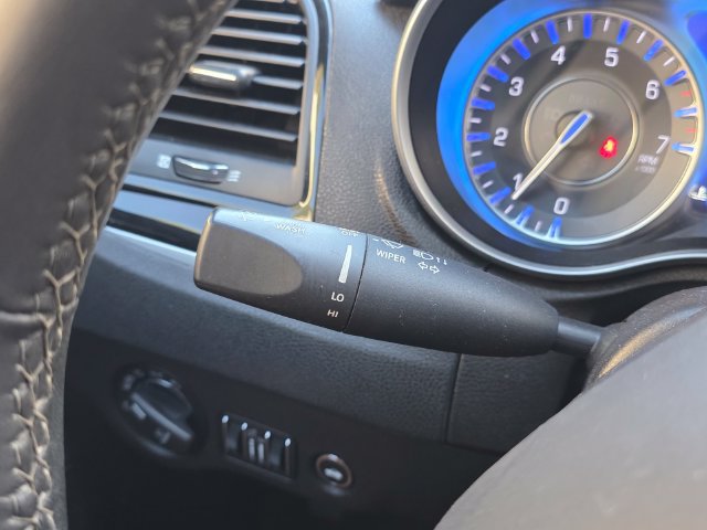 Used 2022 Chrysler 300 S RWD image 37