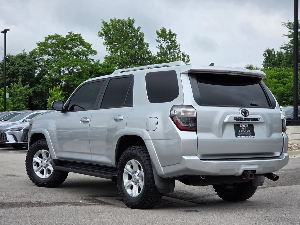 Used 2016 Toyota 4Runner SR5 Premium AWD/4WD image 27
