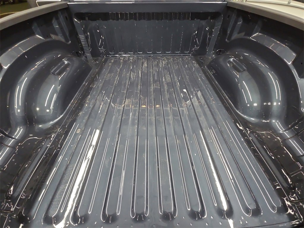 New 2026 RAM 1500 4x4 Crew Cab image 13