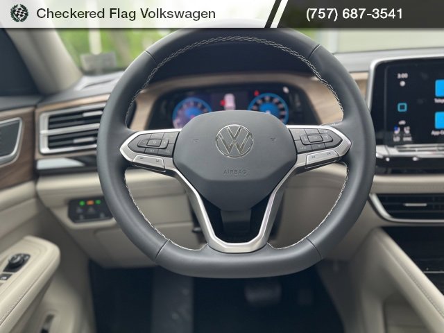 New 2025 Volkswagen Atlas SE image 34