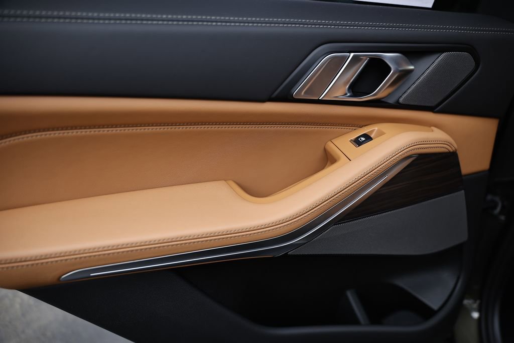 New 2026 BMW X5 xDrive40i w/ M Sport Package image 18