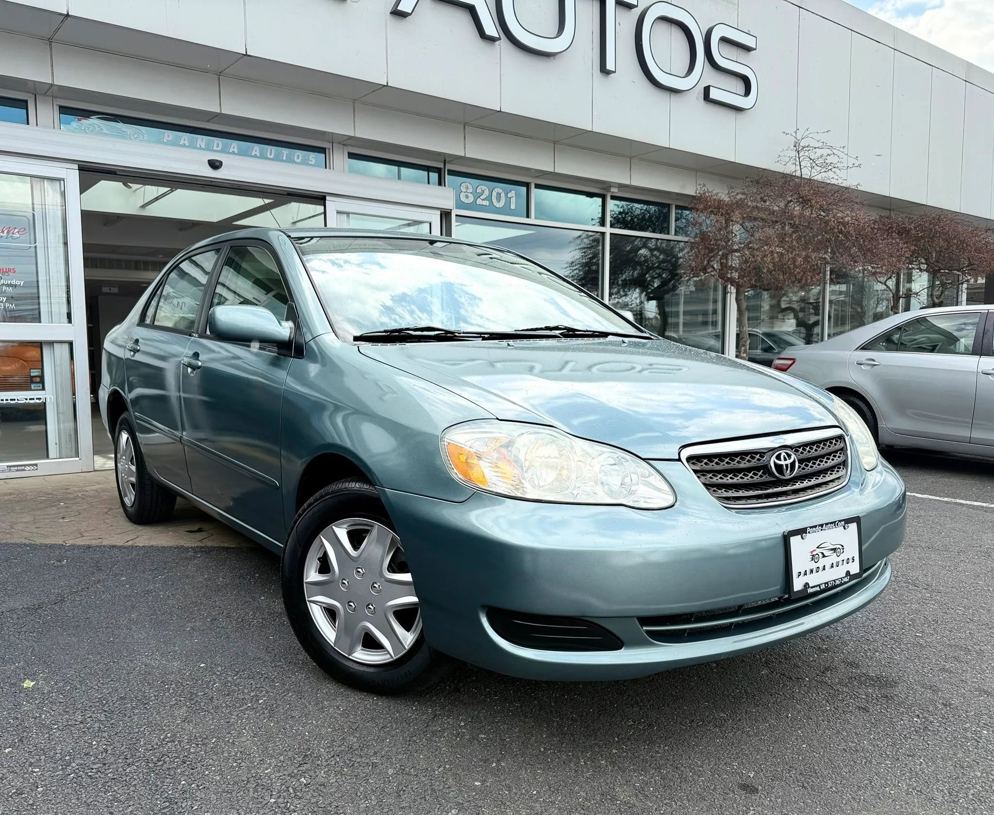Used 2006 Toyota Corolla LE image 1