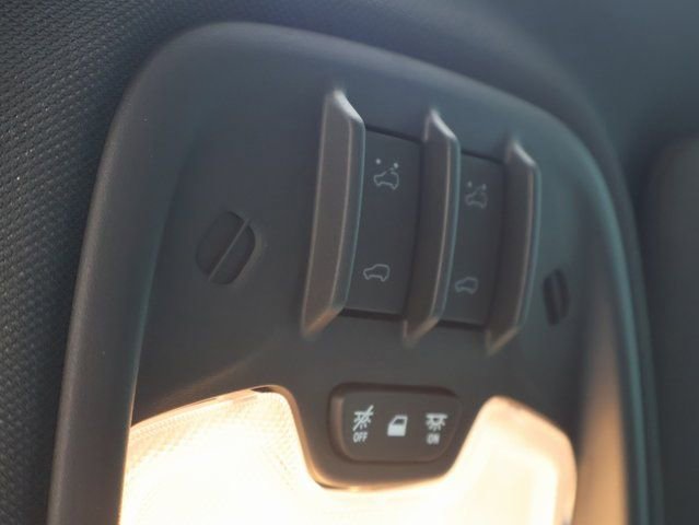 Certified 2025 Chevrolet Colorado ZR2 w/ Technology Package image 46