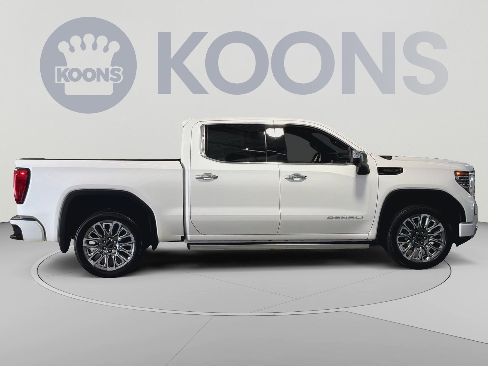 Used 2024 GMC Sierra 1500 Denali Ultimate AWD/4WD image 12