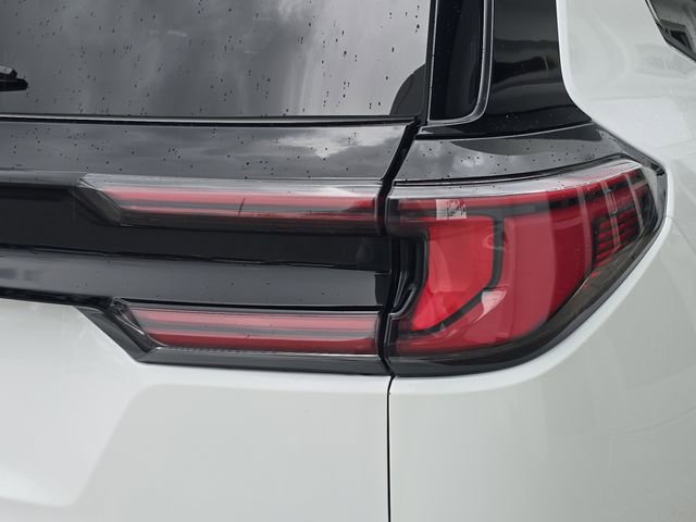 Certified 2025 GMC Acadia Elevation image 8