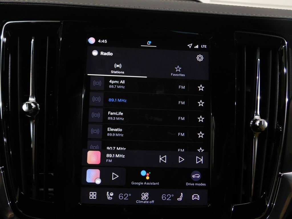 Used 2026 Volvo V90 B6 Cross Country Ultra image 65