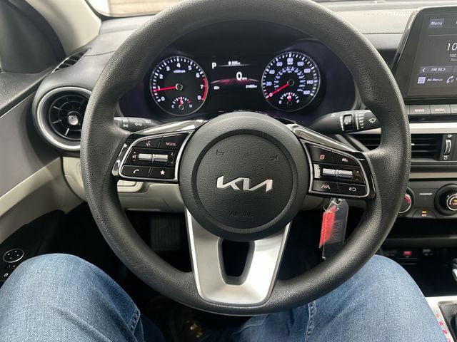Certified 2023 Kia Forte LXS w/ LXS Technology Package FWD image 12