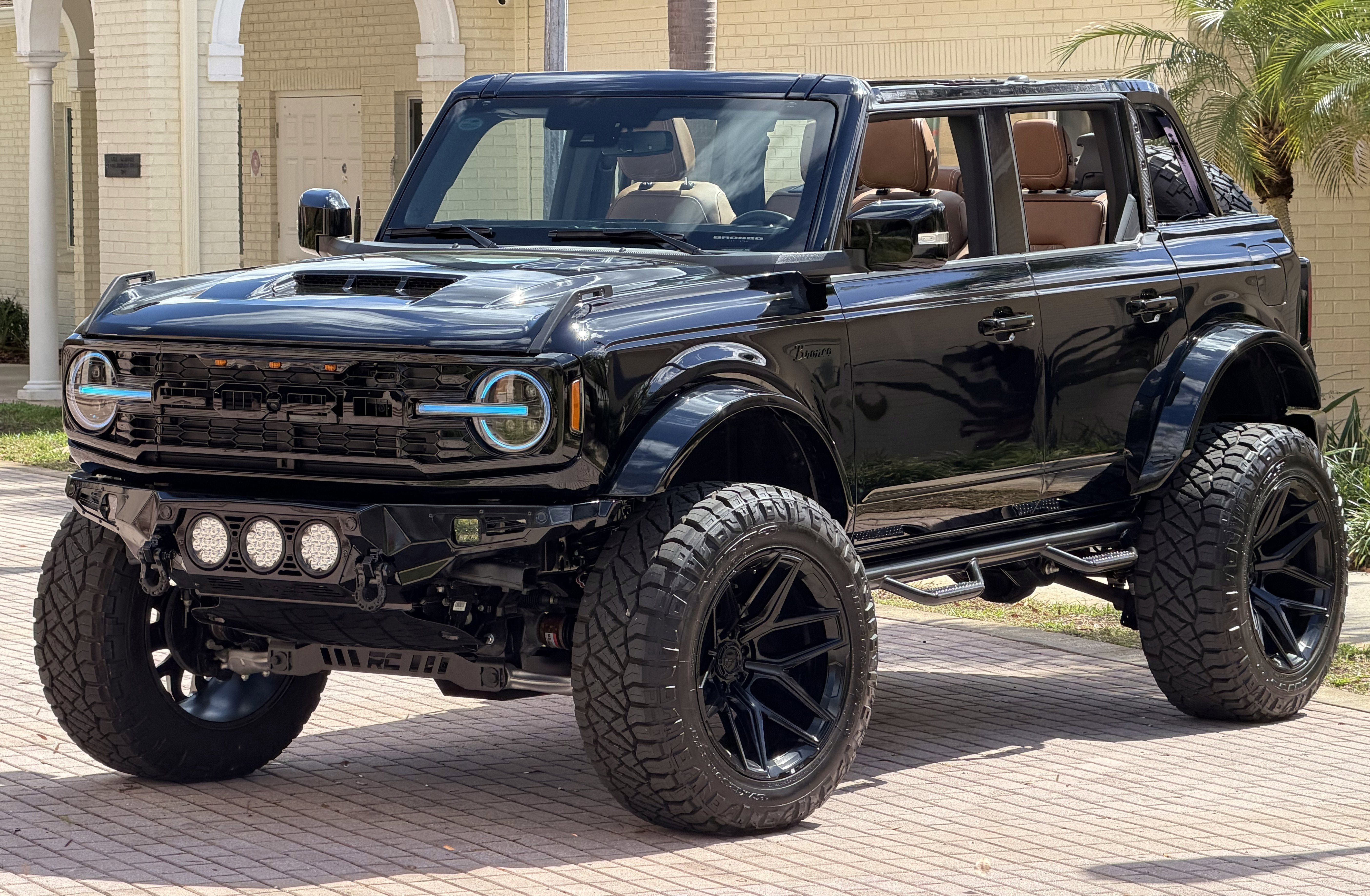 Used 2025 Ford Bronco Outer Banks AWD/4WD image 41