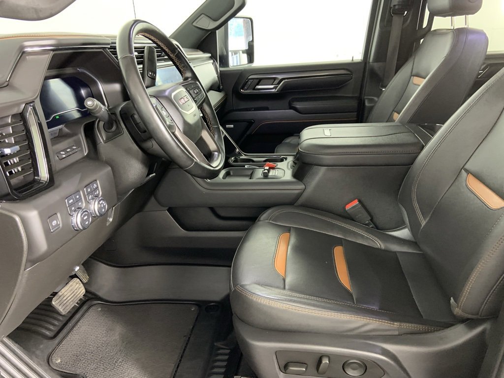 Used 2024 GMC Sierra 2500 AT4 w/ AT4 Premium Plus Package image 16