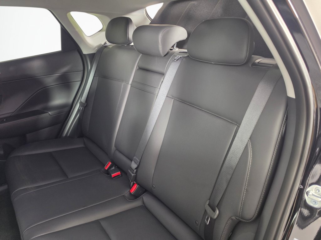 Used 2026 Hyundai Kona Limited AWD/4WD image 32