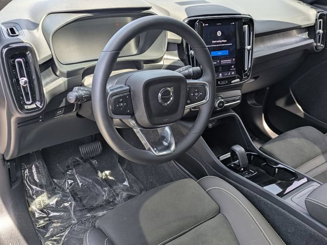 Certified 2023 Volvo C40 P8 Recharge Ultimate w/ Protection Package Premier AWD/4WD image 12