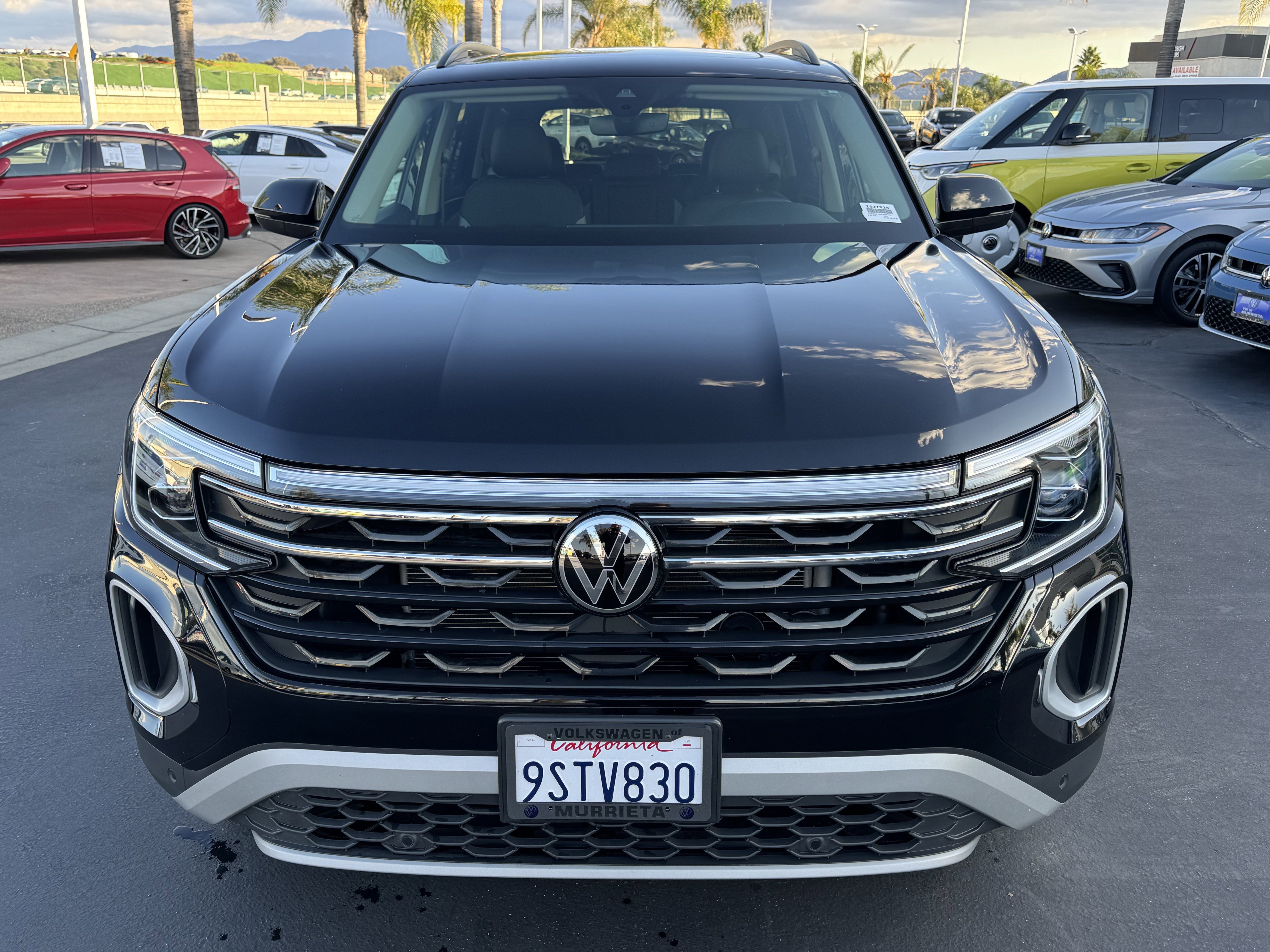 Certified 2025 Volkswagen Atlas Peak Edition SE AWD/4WD image 3