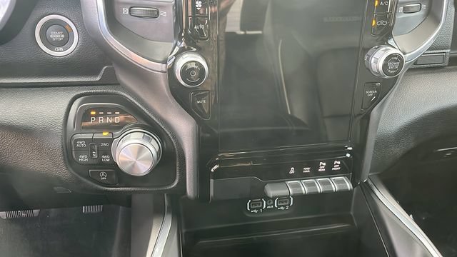 Used 2023 RAM 1500 Laramie AWD/4WD image 13